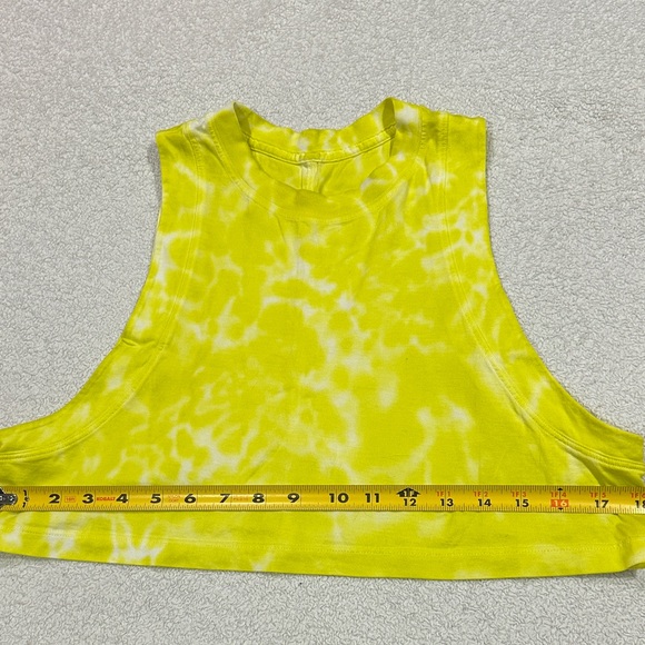 Lululemon- Yellow Tie-Dye Sleeveless muscle Crop Top size 2-4? ( no size tag ) - Picture 6 of 6